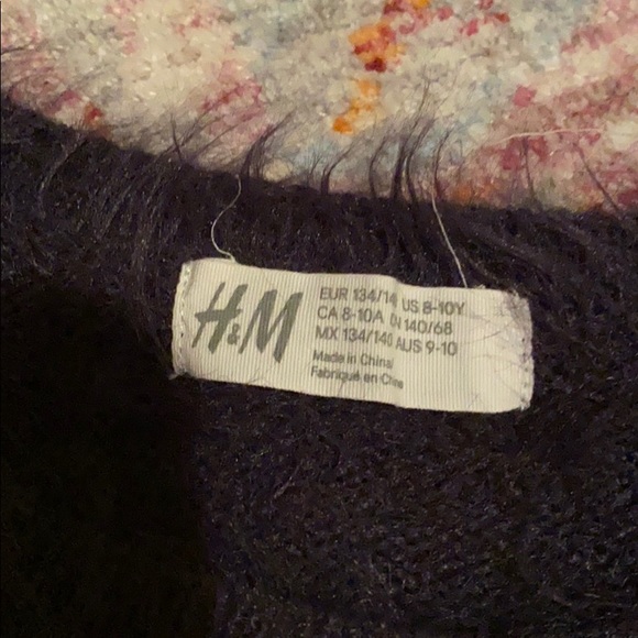 Fuzzy dark purple H&M bunny rabbit sweater - Picture 3 of 4